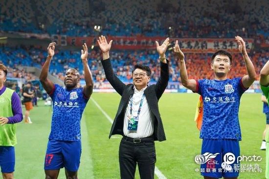 任达华饰演的新联盛龙头昌哥试图以江湖规矩和道义维持香港旧的秩序：“不讲道义，不守本分，根本没办法生存